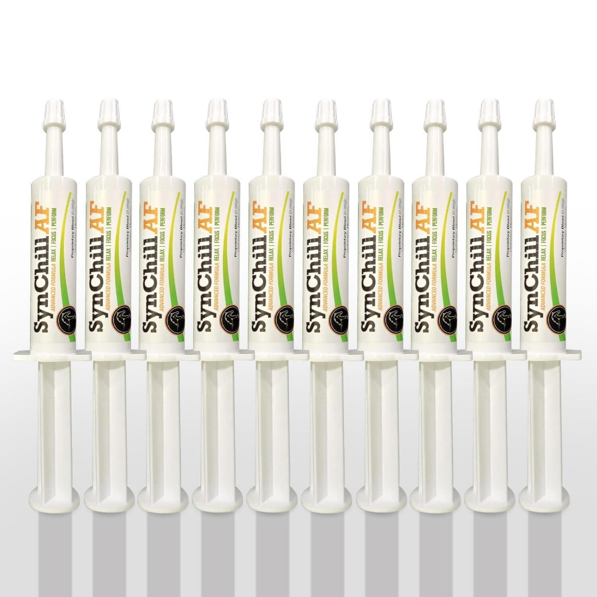SynNutra Equine SynChill AF botella con vertido para calma durante entrenamiento.