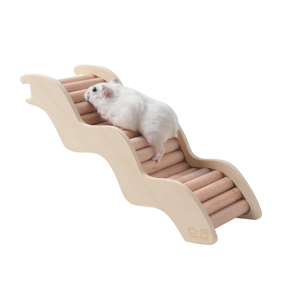 Tafit escalera para hámster en madera natural diseñada para juego y exploración.