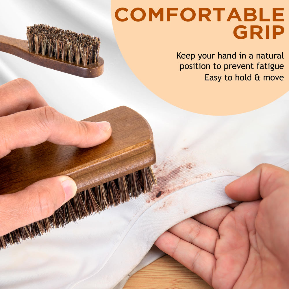 TAKAVU mango de madera ergonómico ofrece control al frotar manchas.