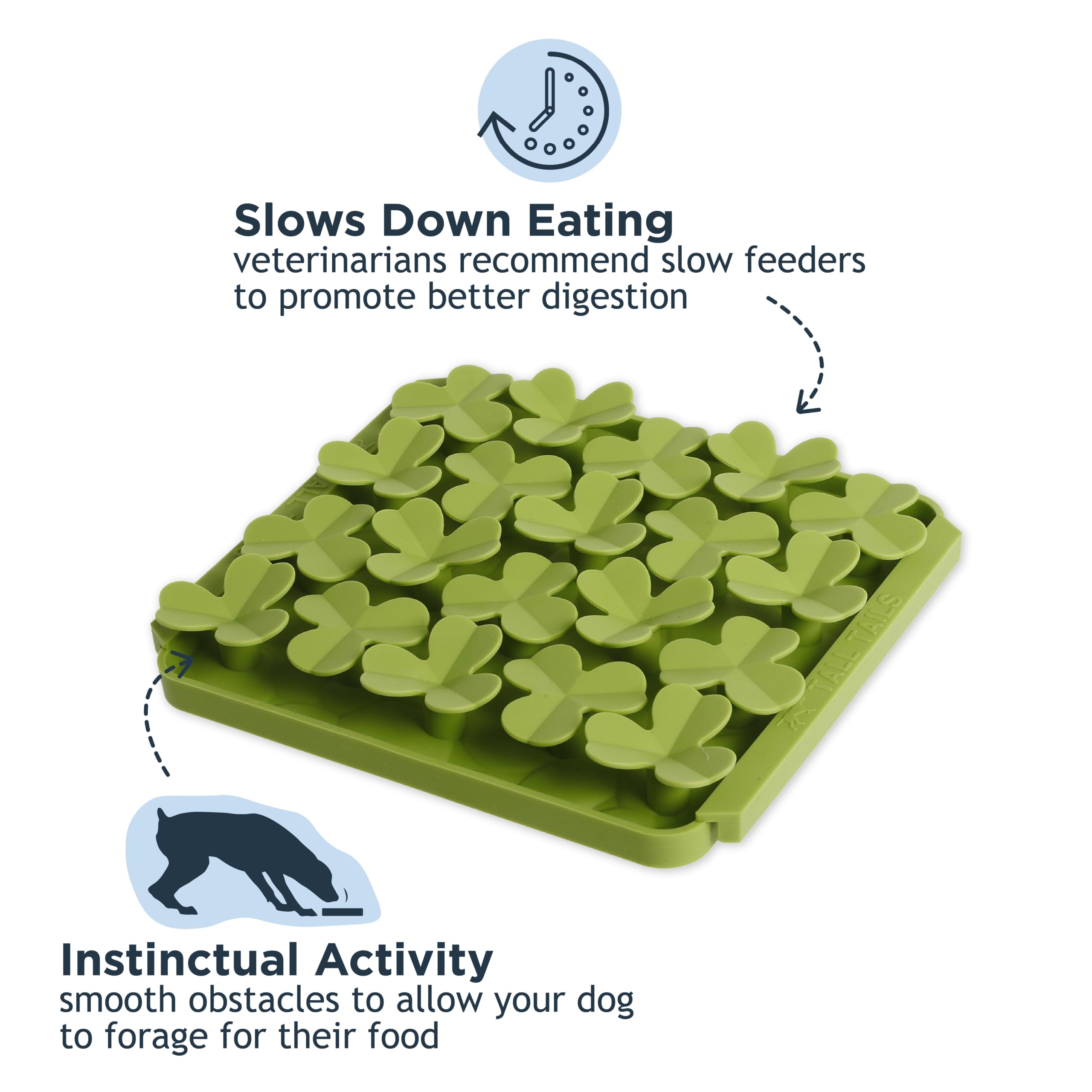 Tall Tails Clover Foraging Mat, enfoque en diseño modular para ampliar el juego de forrajeo.