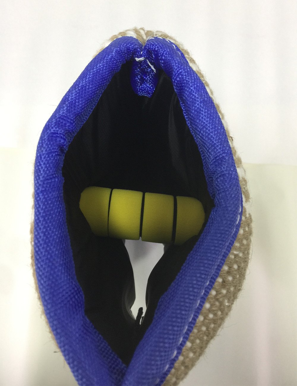 Manga de entrenamiento Tealover incluye mordida para practicar juego controlado.