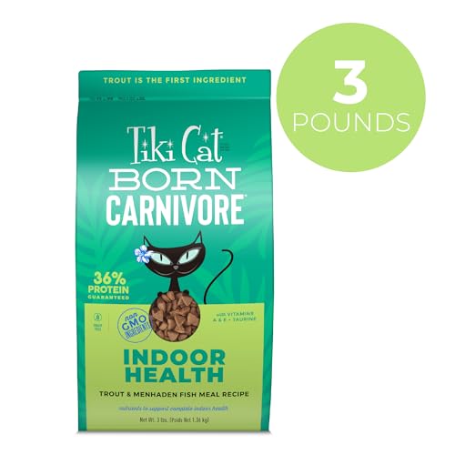 Croquetas crujientes de Tiki Cat Born Carnivore con ingredientes reales para sabor.