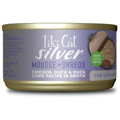 Tiki Cat Silver Comfort: mousse suave con deshebras de pollo para gatos mayores.