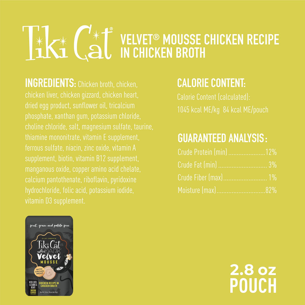 Tiki Pets After Dark Velvet Mousse con caldo de pollo para mayor humedad.