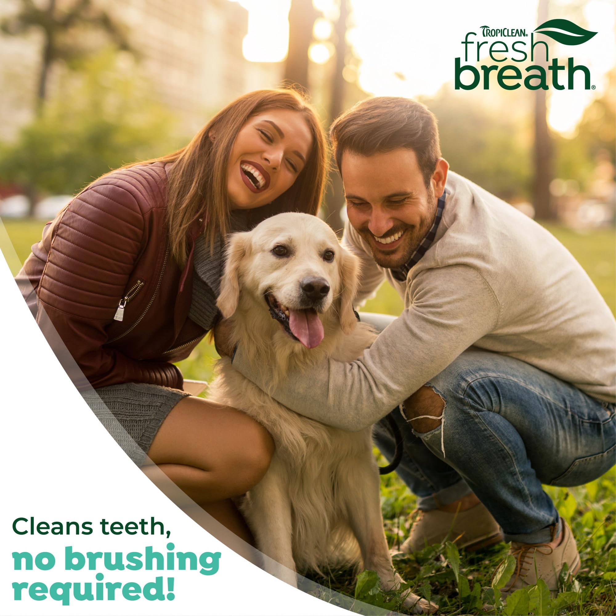 Rutina de higiene oral TropiClean para mascotas con gel dental para dientes.