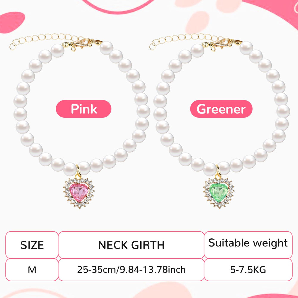 Collar de perlas con corazón verde de Tyqour, perfecto para salidas y eventos.