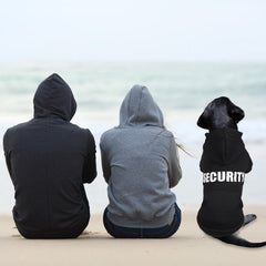 Sudadera de Uteuvili para perro con bolsillo de seguridad para snacks o juguetes.