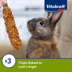 Vitakraft bâtonnets riches en vitamines et minéraux pour l’alimentation complémentaire.