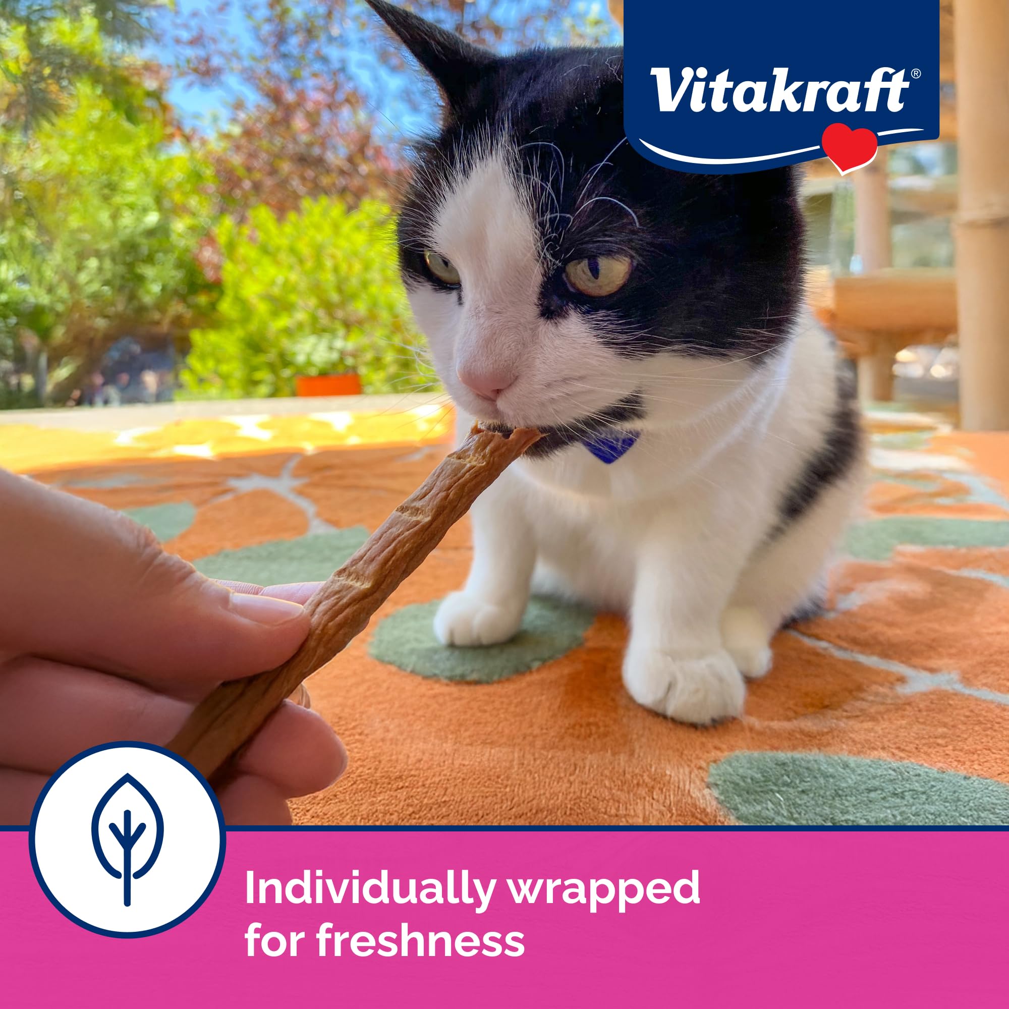 Vitakraft PurrSticks presentación de 6 palitos para una ración rápida.