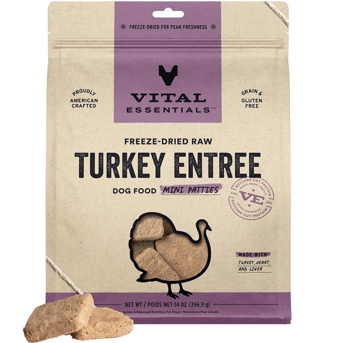 Vital Essentials pavo mini pastelitos en plato, opción de comida completa para perros activos