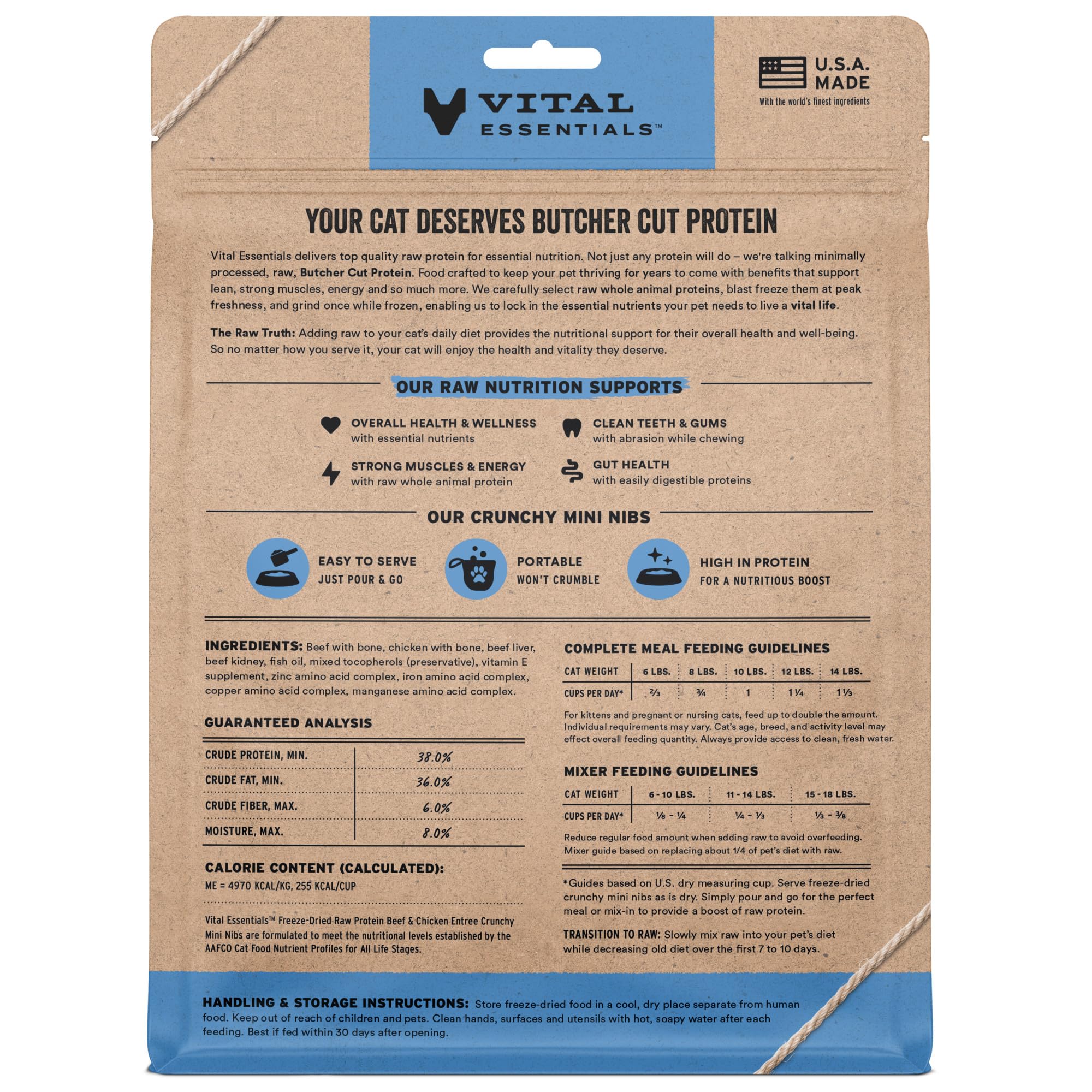 Vital Essentials res y pollo deshidratados para gatos, ideal como alimento completo.