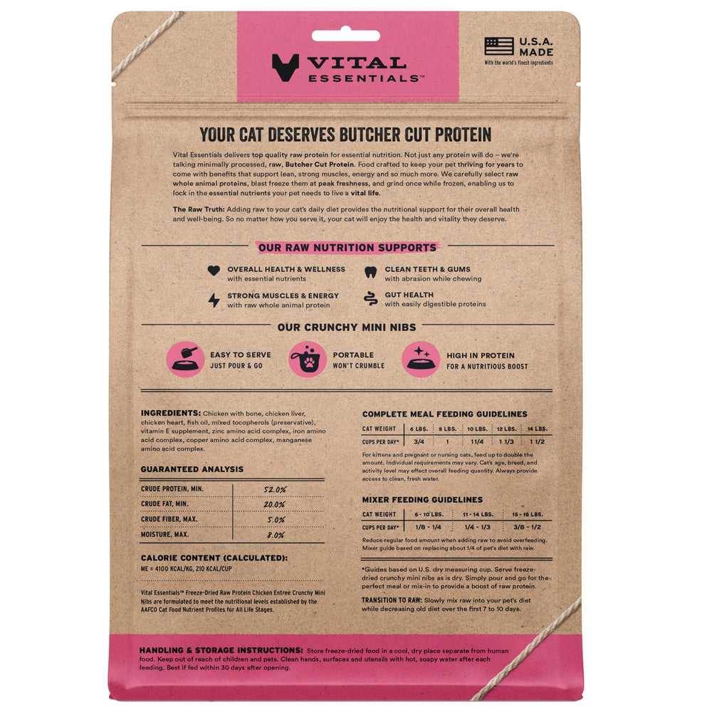  textura crujiente de pollo deshidratado de Vital Essentials para gatos.