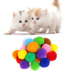 Sin campana ofrece juego silencioso para gatos de interior.