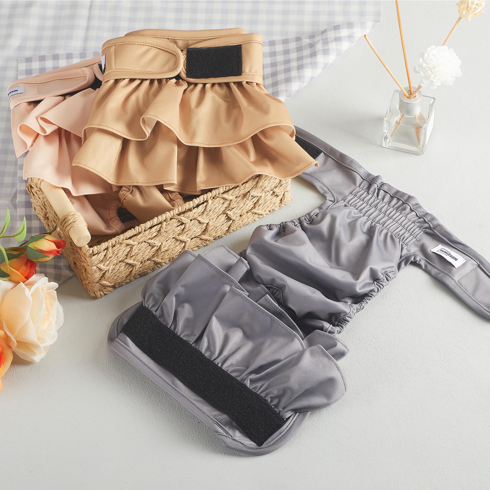 Pañales VUNCESSIN para perras XXL, lateral, ajuste cómodo y protección.
