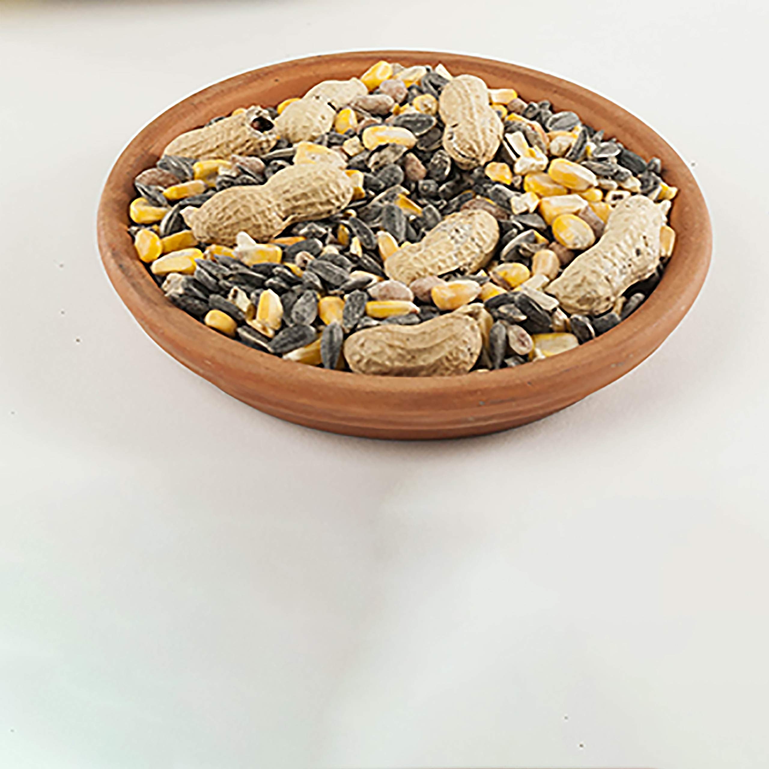 Wagner's Backyard Wildlife Food hecho en Estados Unidos, semillas de calidad para fauna del jardín.