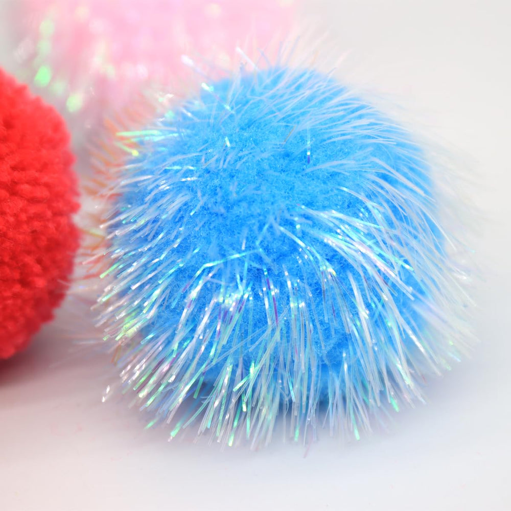 Pelotas pompones suaves Waodoing para gatitos y gatos adultos.