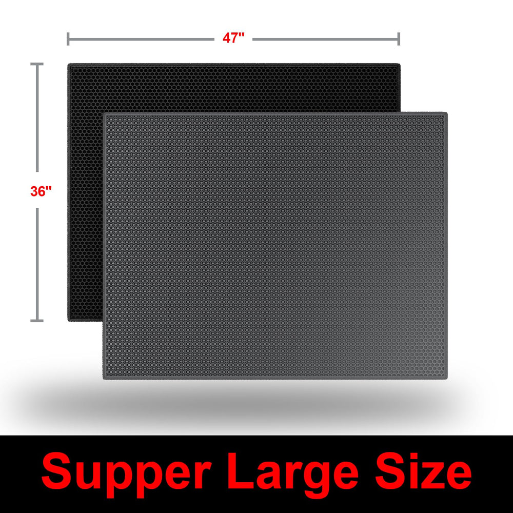 Superficie XL ideal para gatos grandes y areneros de mayor tamaño.