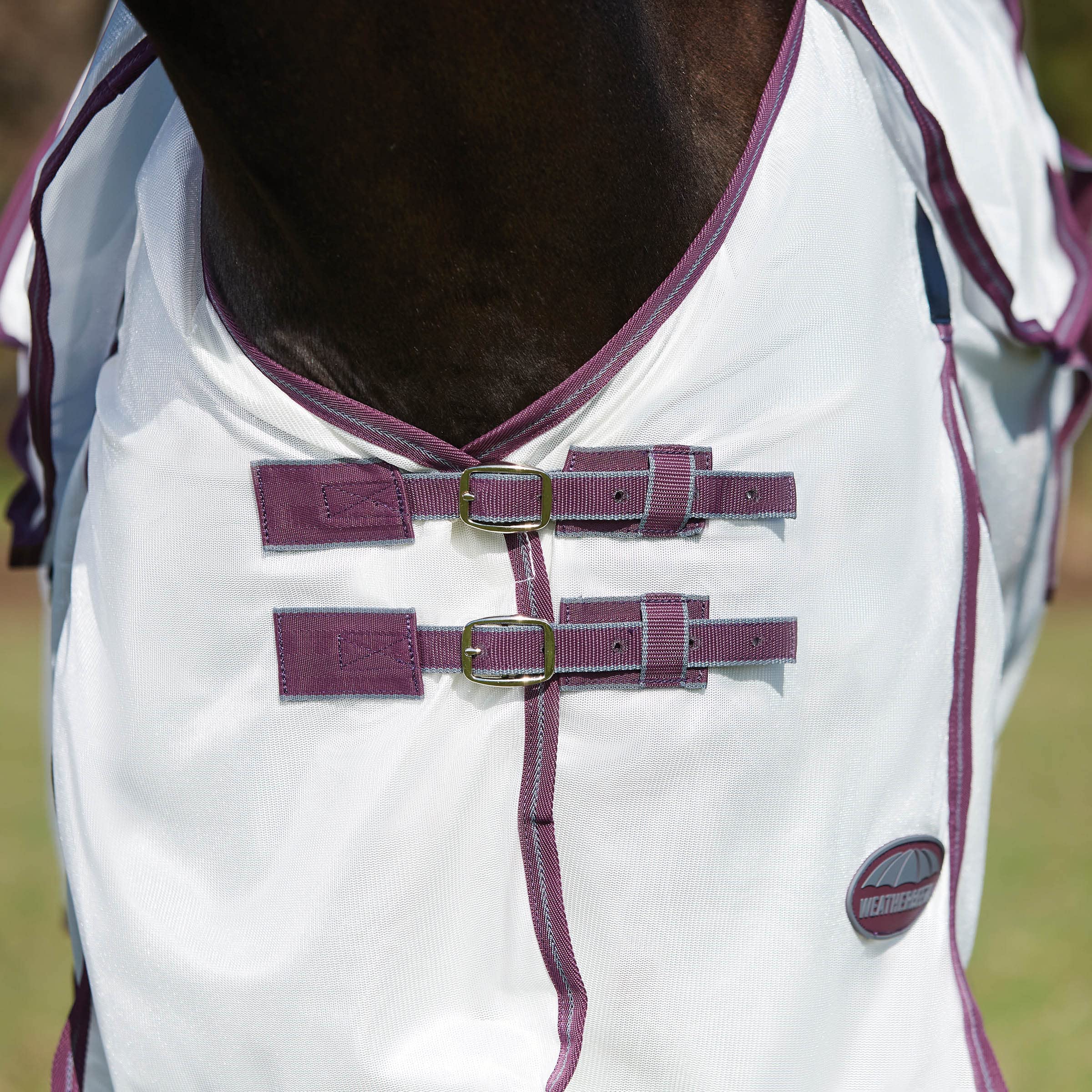 WeatherBeeta ComFiTec Esencial Malla II Cuello Combinado detalle costuras: durabilidad en uso diario.