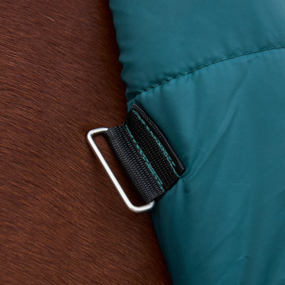 WeatherBeeta ComFiTec Classic Turnout 360 g, correas de pierna ajustables y retirables.