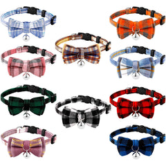 Collar Weewooday para gato con lazo y campana, estilo plaid para fiestas.
