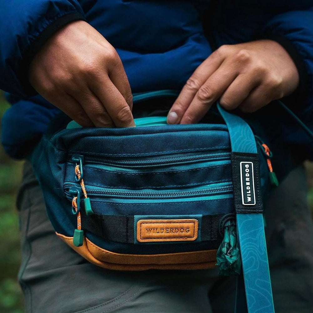 Wilderdog Bandolera con dimensiones 10x6x2 pulgadas para almacenamiento compacto.
