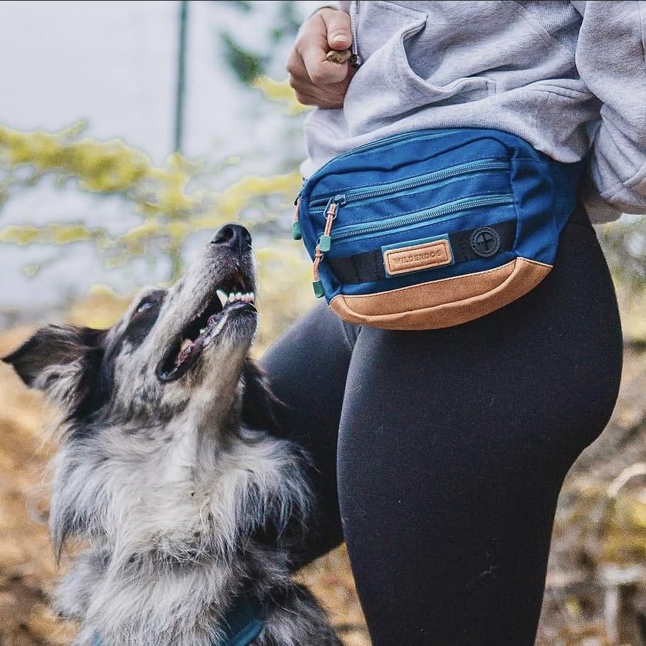 Wilderdog Bandolera Dispensador de bolsas integrado, práctico y limpio.