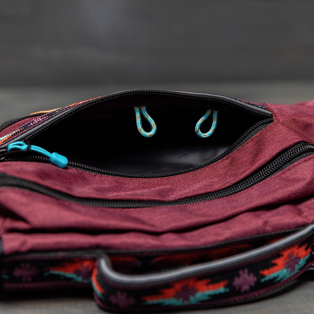 Mochila Wilderdog con ajustes en 4 puntos para un ajuste personalizado.