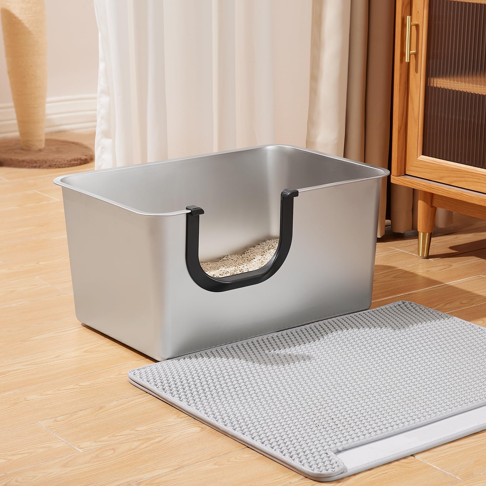 Yangbaga caja de arena ideal para gatitos y gatos mayores.
