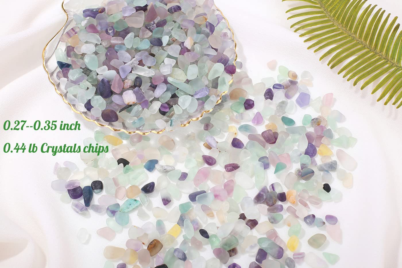 Aventurine verte YATOJUZI pour aquarium, couleur vive et allure naturelle.