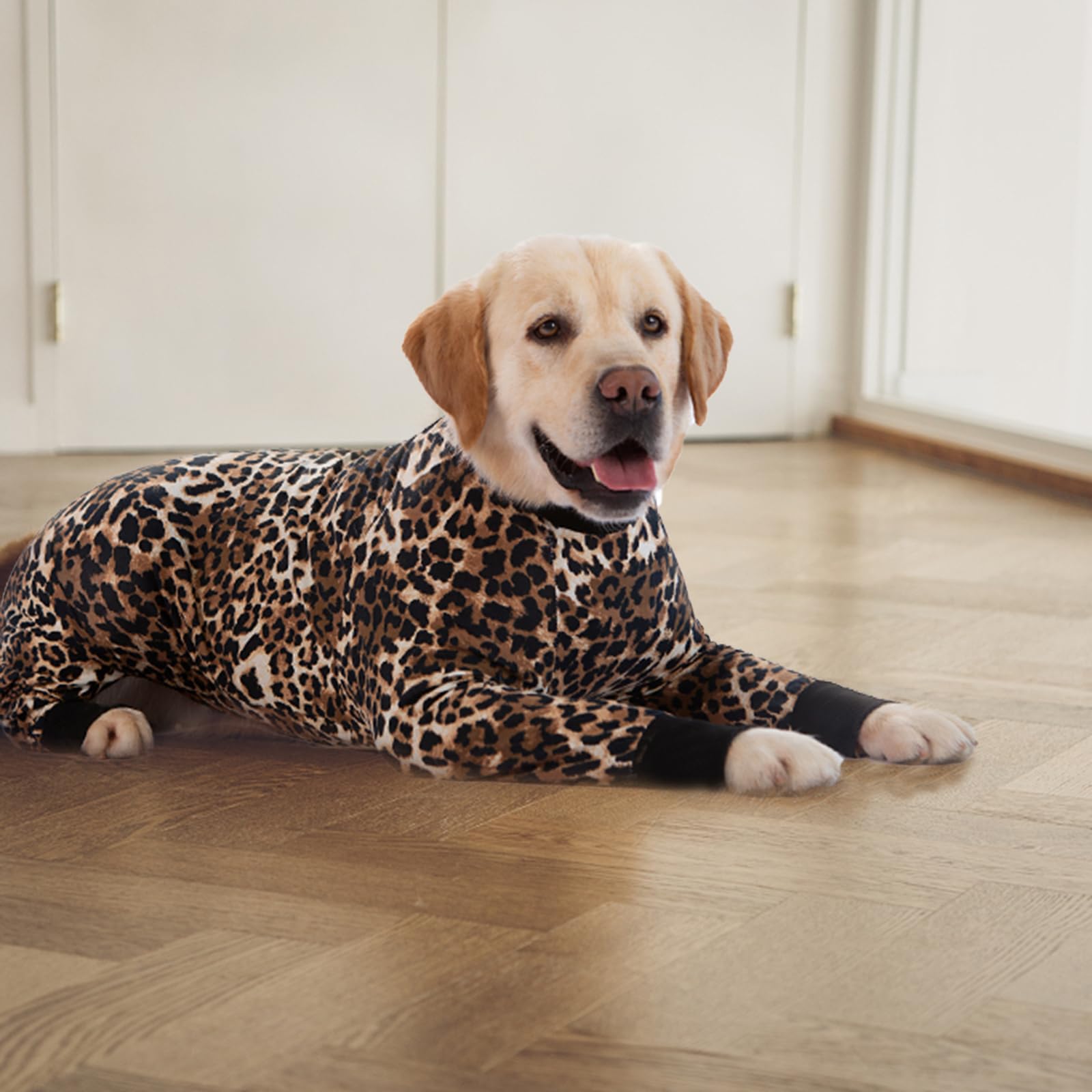 Yeapeeto traje Leopardo, cómodo en casa y coche para evitar pelos.