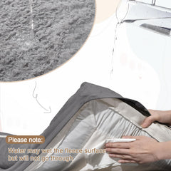Revestimiento interior impermeable protege la espuma y mantiene el interior seco.