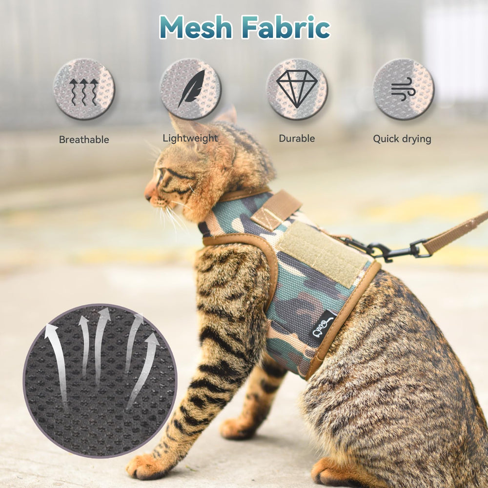 Malla transpirable del arnés Yizhi Miaow para gato durante paseo.