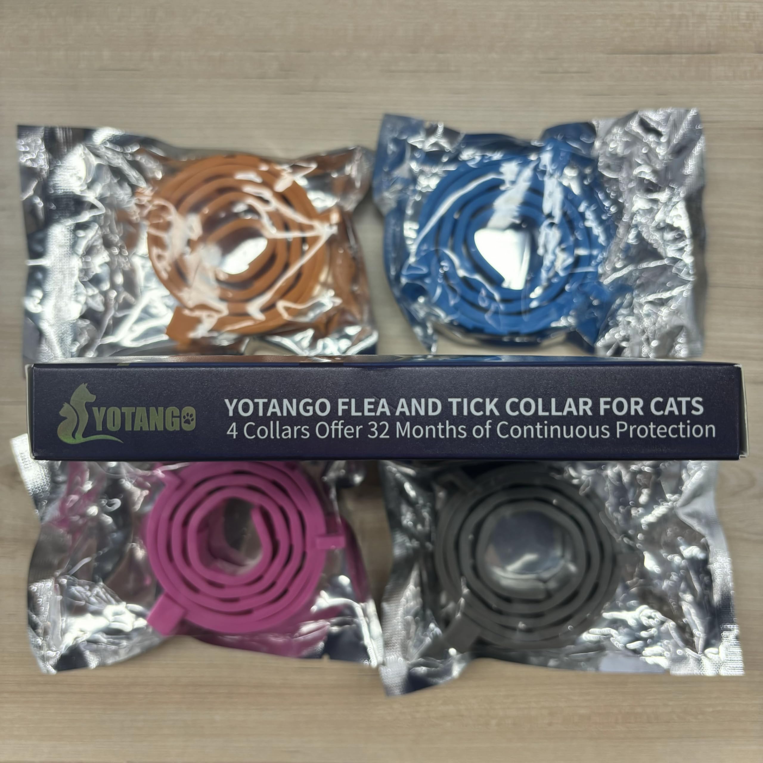 Collar YOTANGO para gatos, fórmula natural de aceites para pulgas.