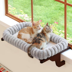 Zakkart SnugCloud, percha-ventana-grande, descanso seguro para gatos bajo la luz solar.