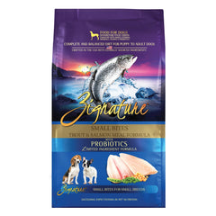 Zignature Trucha y Salmón croquetas pequeñas en empaque, opción de dieta limitada para perros.