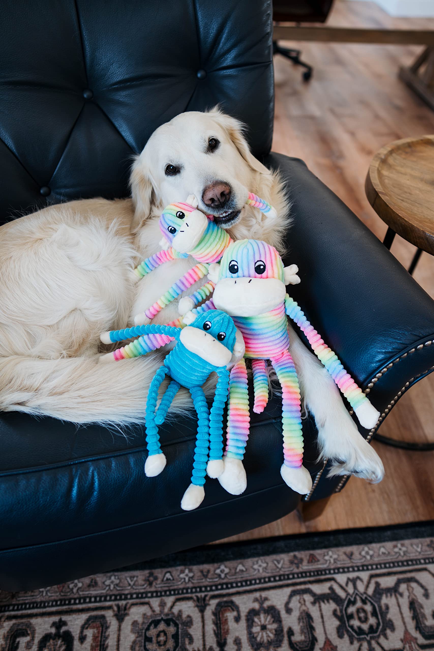 ZippyPaws Crinkle Monkey, cuerpo-con-sonido, diversión sonora durante las sesiones de juego.