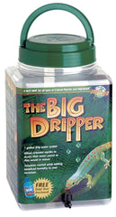 Zoo Med The Big Dripper galón colgante sobre terrario, ideal para mantener humedad constante.