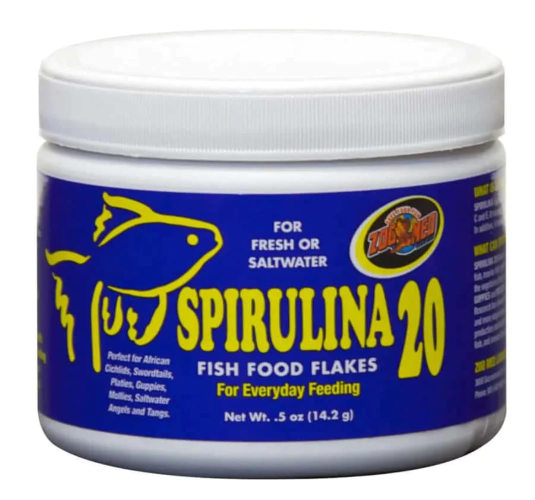 Envase de 2 oz de Zoo Med Spirulina 20 para alimentación diaria de peces.