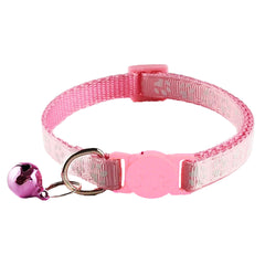 Collar Zulinlong rosa con huellas de garras, diseño lúdico y duradero.