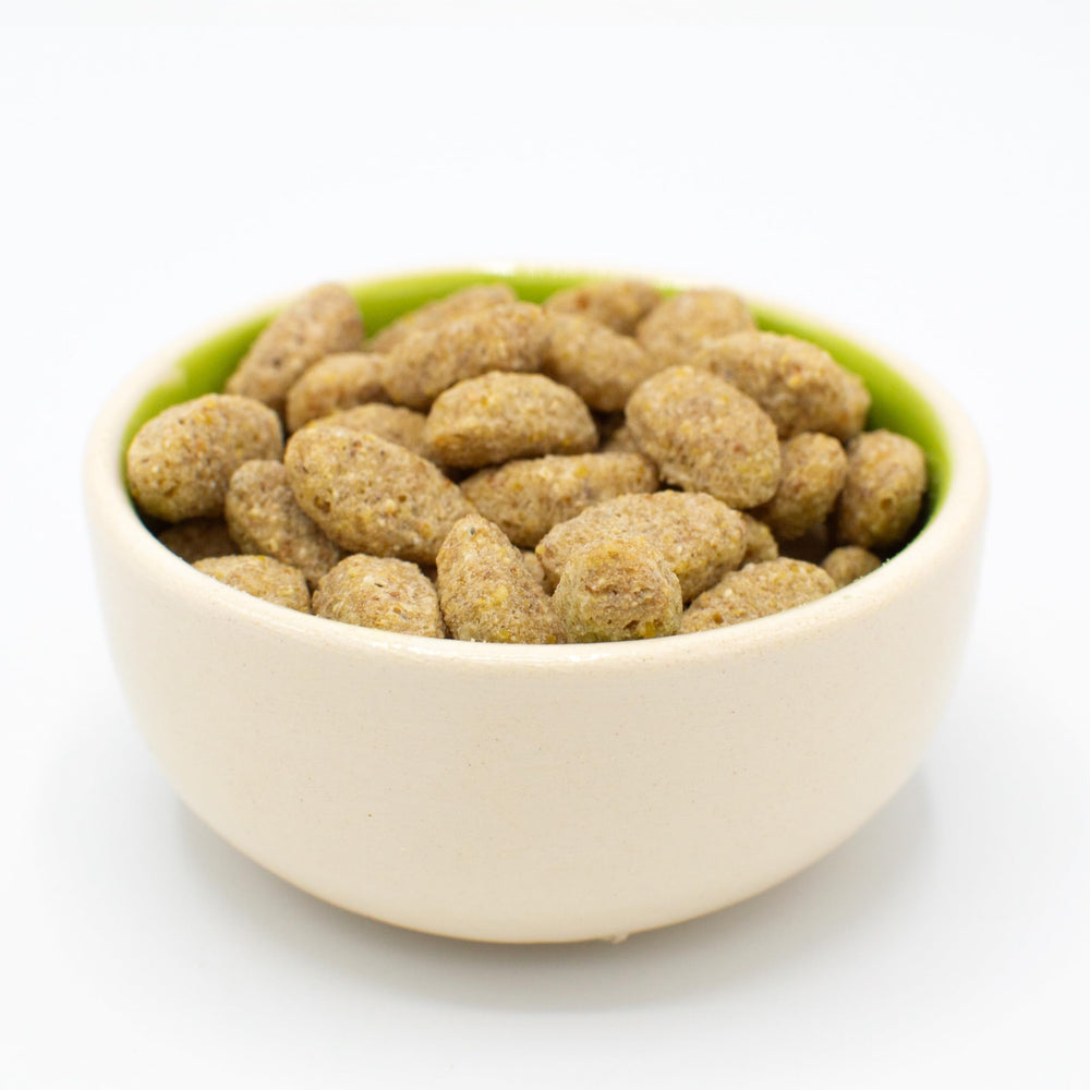 Dieta diaria equilibrada gracias a ZuPreem Natural Pellets.