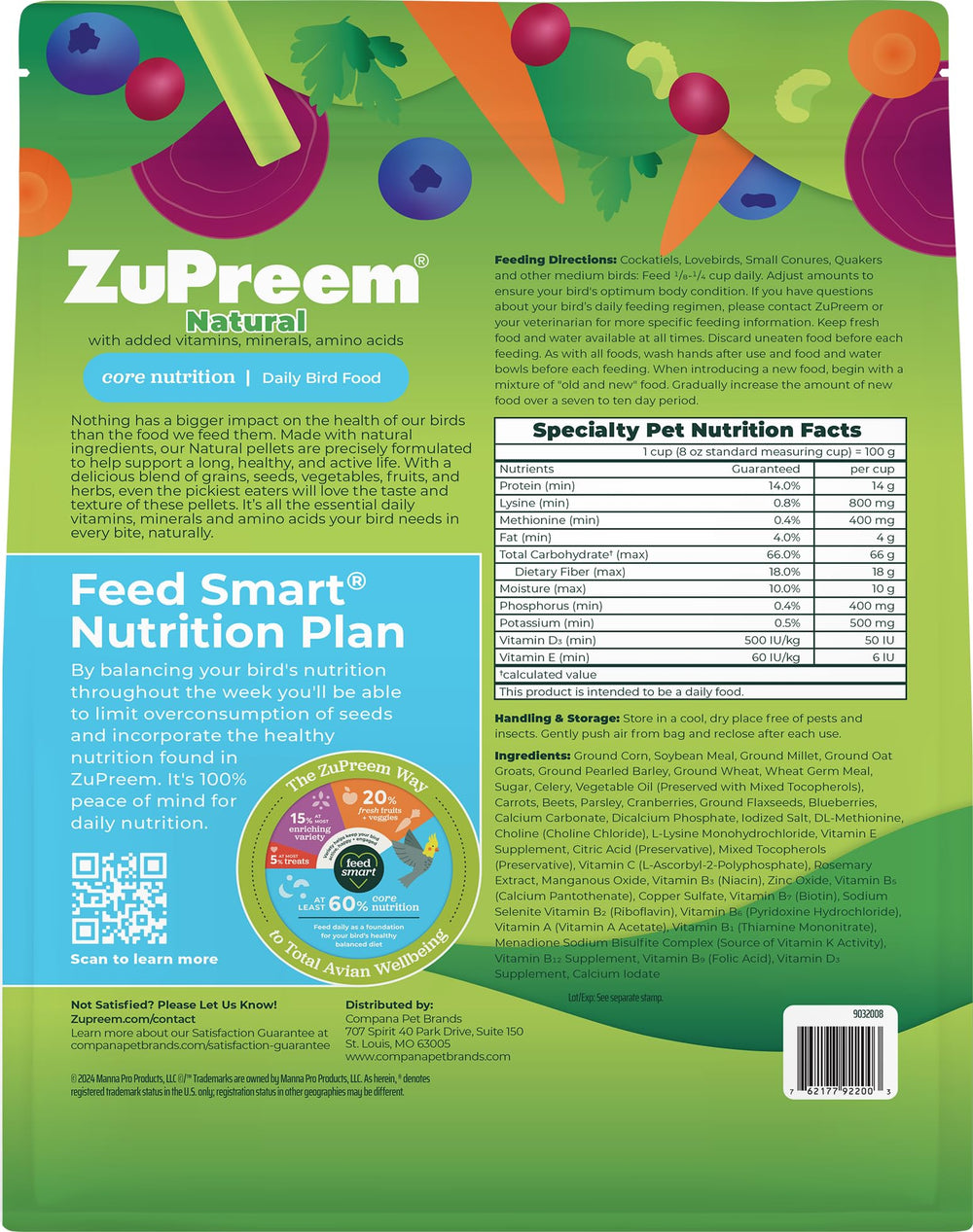 Ave comiendo ZuPreem Natural Pellets para nutrición diaria.
